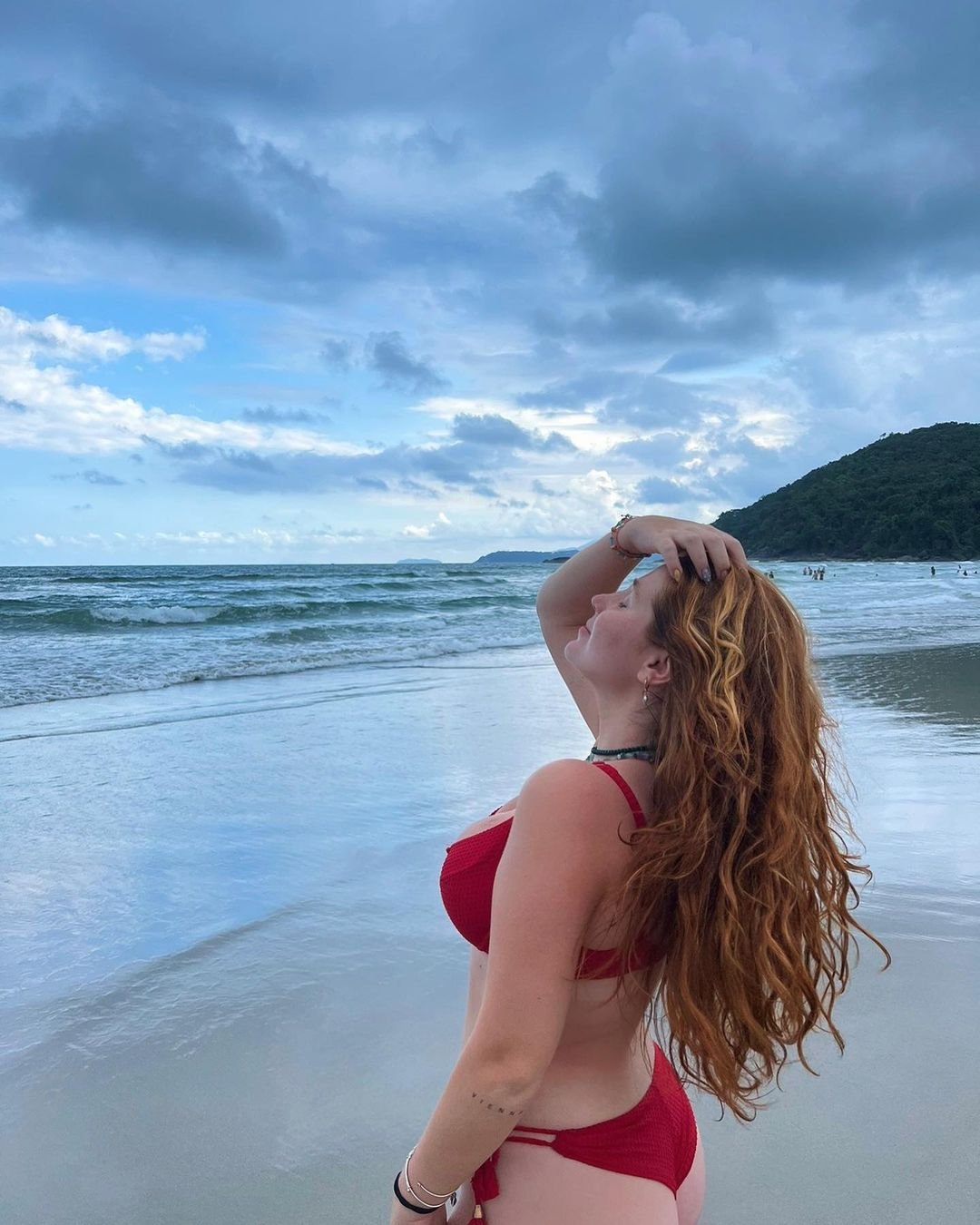 Giu Garcia suculenta demais #x9TIZUMH