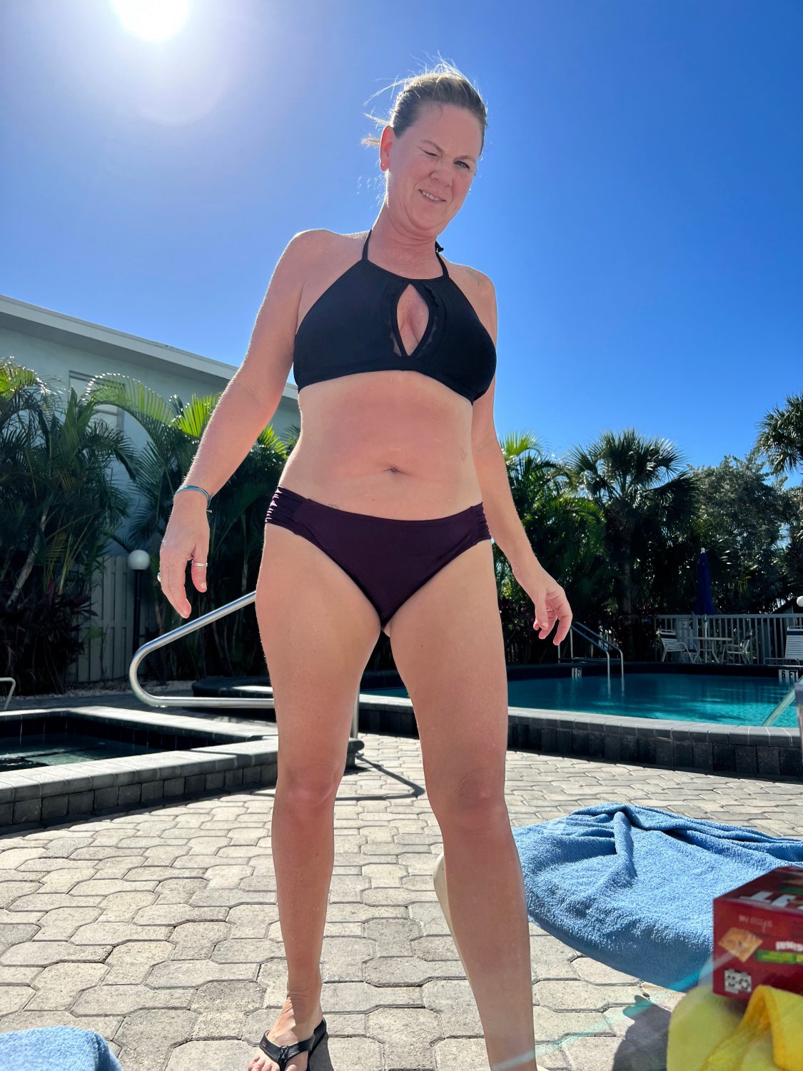 Slut MILF Kristen exposed #9hGi4ByI