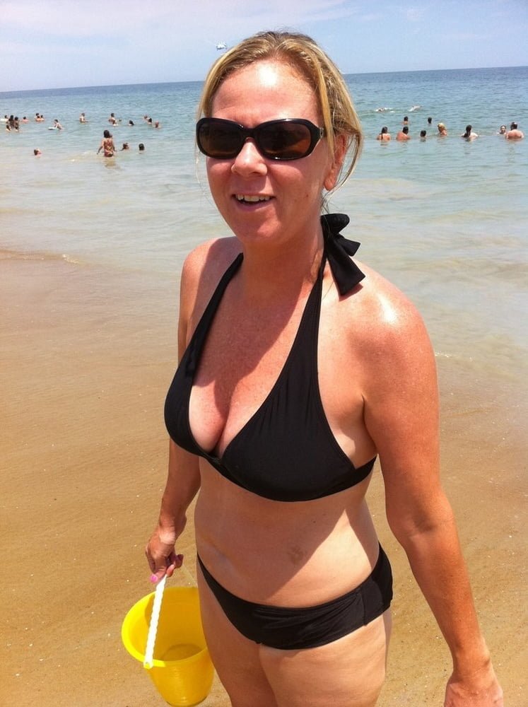 Slut MILF Kristen exposed #LQ7BfSBX
