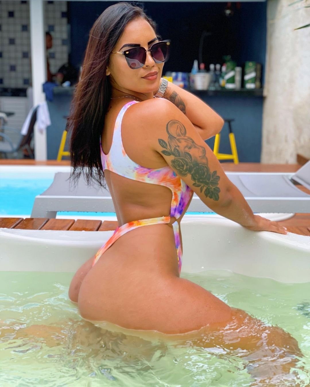 thaina monteiro ๐ธ #4aqHIKyR