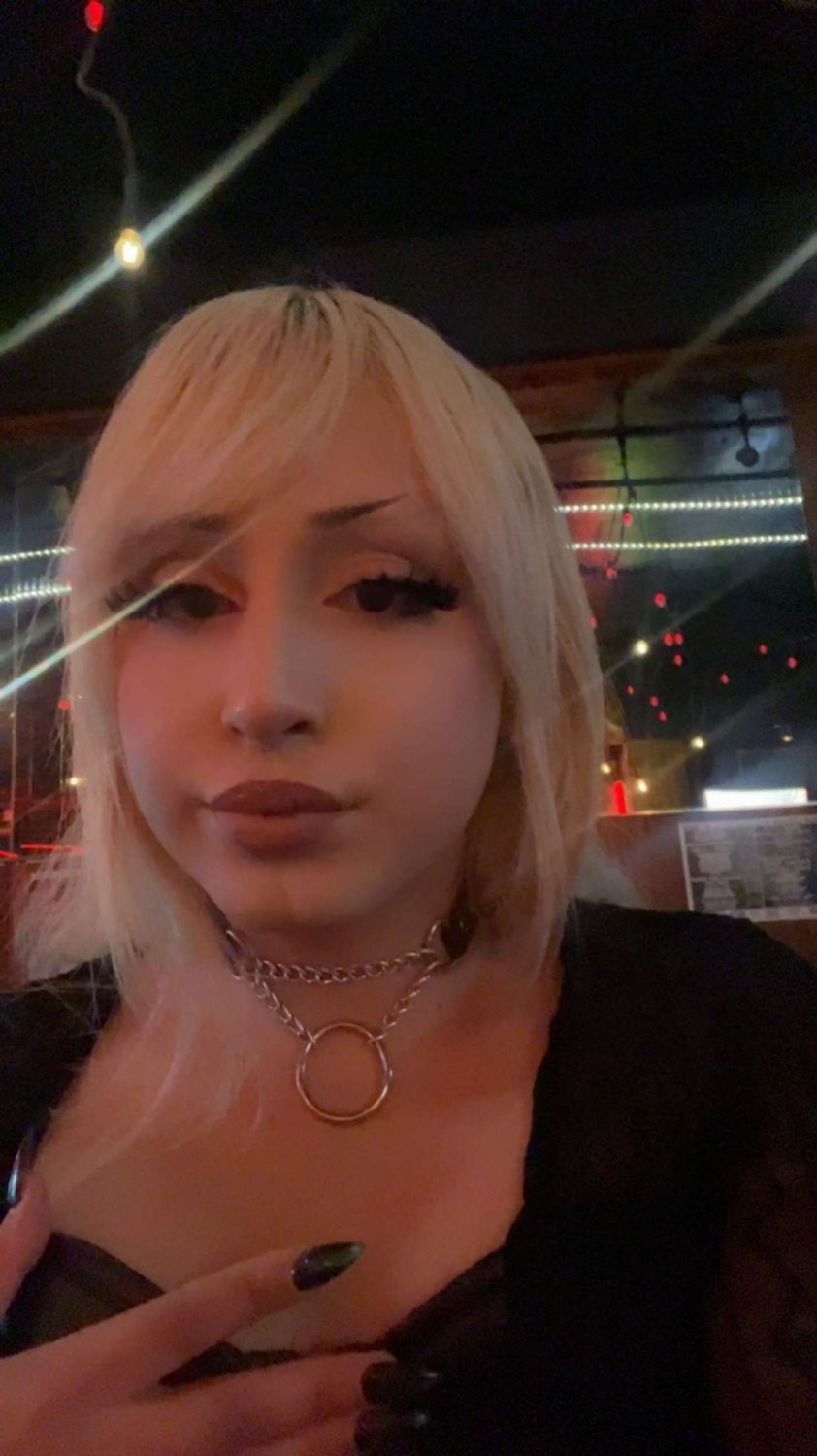 Junie Moonie #N6bjRALU