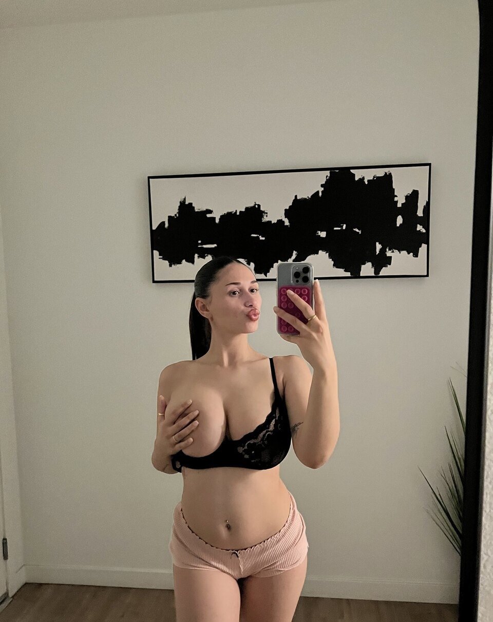 Kate loves showing off #wfviIOu1