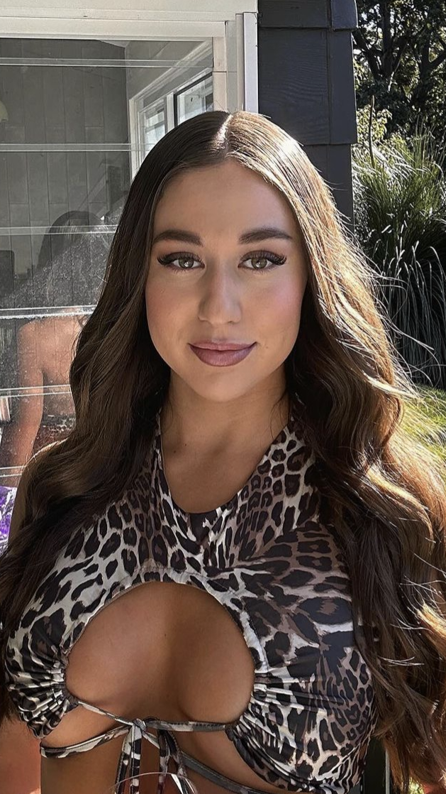 Sexy Aussie thicc Gym Slut #4XeGyZOW