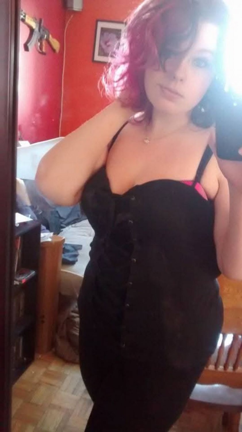 Hot cheating slut Jenn #mAskbwHb
