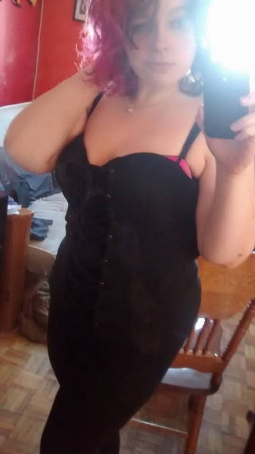 Hot cheating slut Jenn #oZvX2cO0