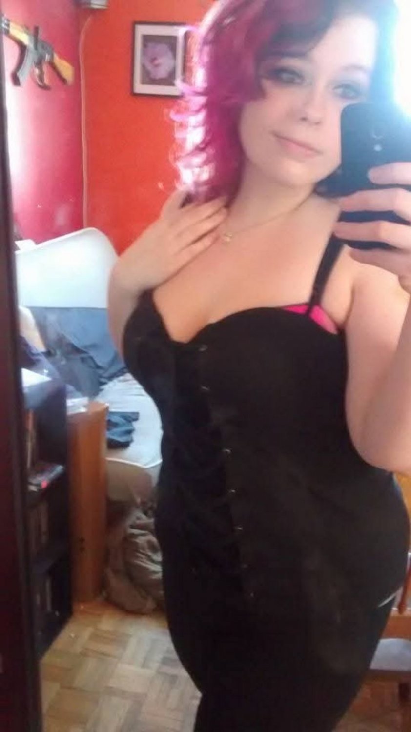 Hot cheating slut Jenn #xN8sO0w4