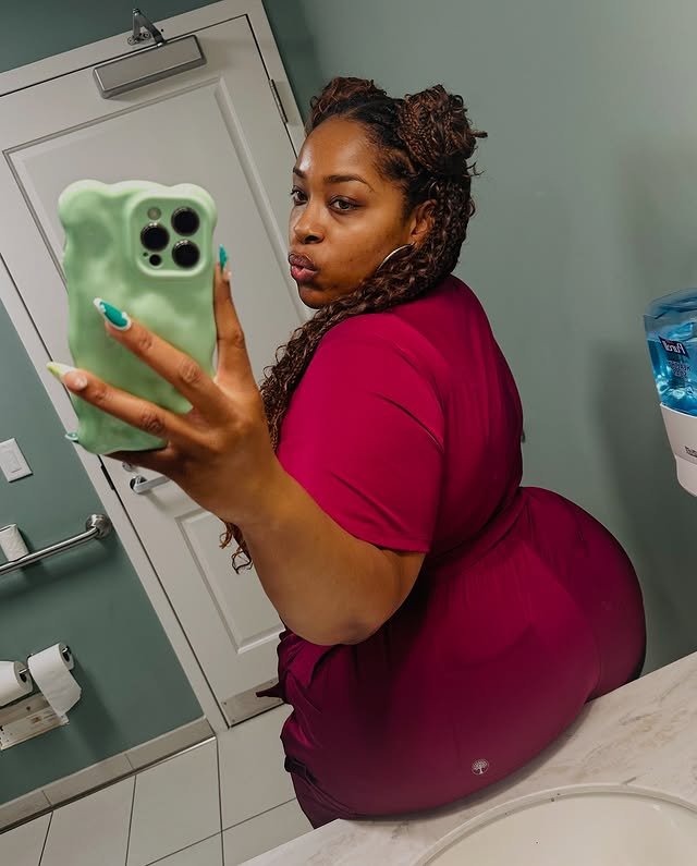 Booty nice n big #L7Mab8RF
