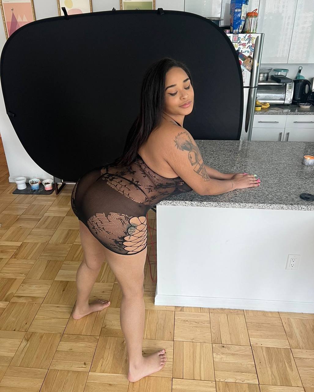 Pretty Face With Hazel Nut Titties #ROAD6E9y