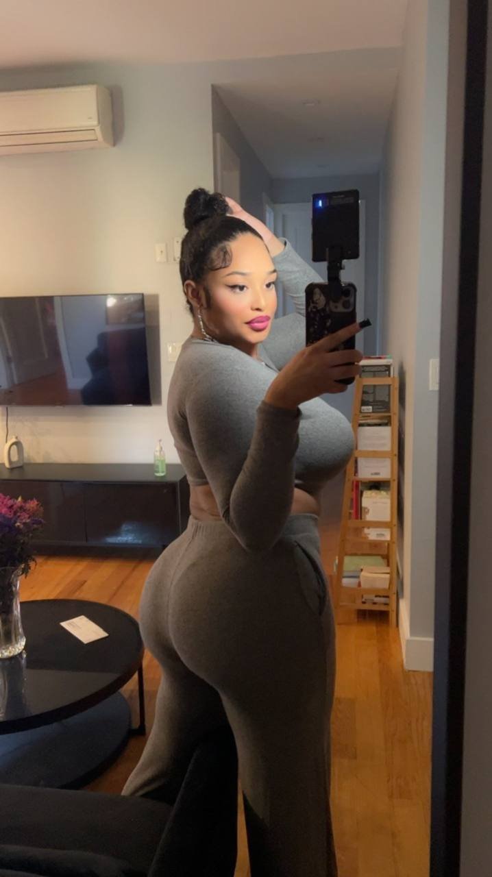 Pretty Face With Hazel Nut Titties #dJGSadE2