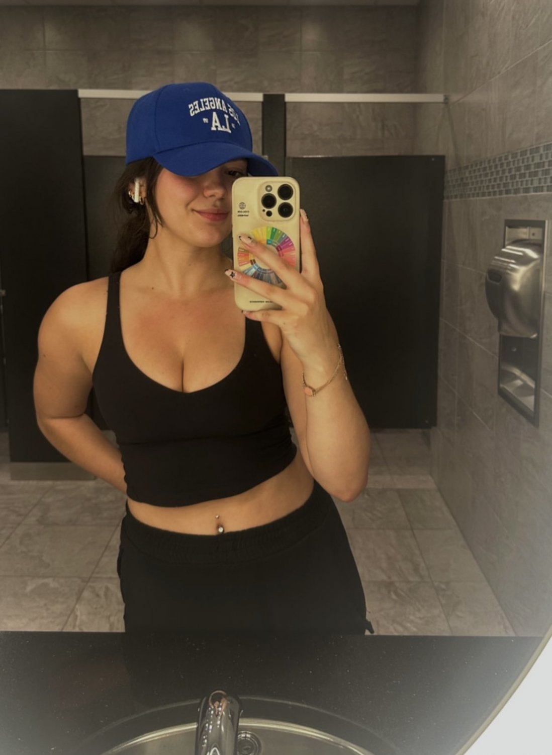 Brunette big titty, & booty gym babe #2uuQdQf8