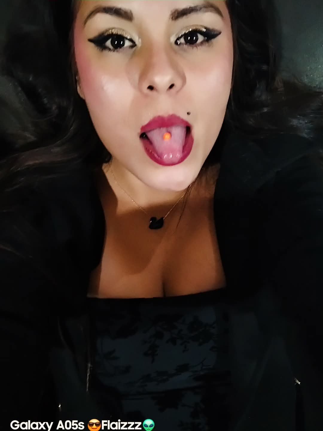 Está perrita de facebook merece un buen tributo por perra #tkbJUvbD